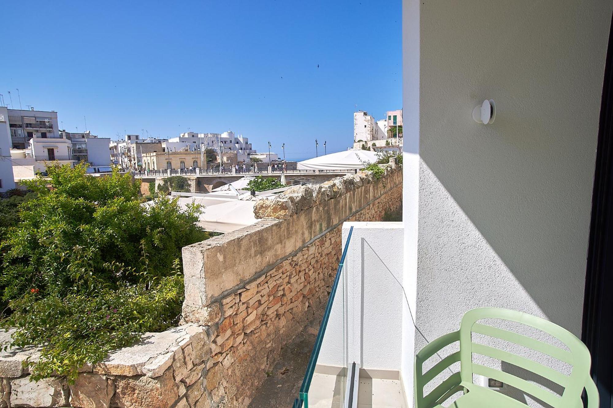 Hotel White Coast Polignano a Mare Exterior foto